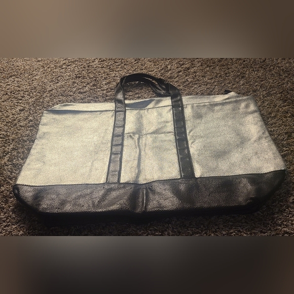 Victoria's Secret VS Silver & Black Large NWOT Tote Bag - Picture 7 of 8